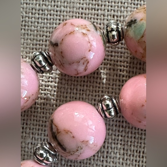 20-1/2 inch Pink Shell Turquoise and Onyx bead Necklace NWOT - Picture 4 of 13